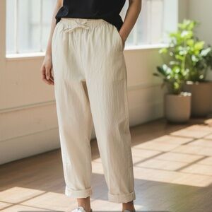Pull on Drawstring cropped‎ linen look pants size XS runs large